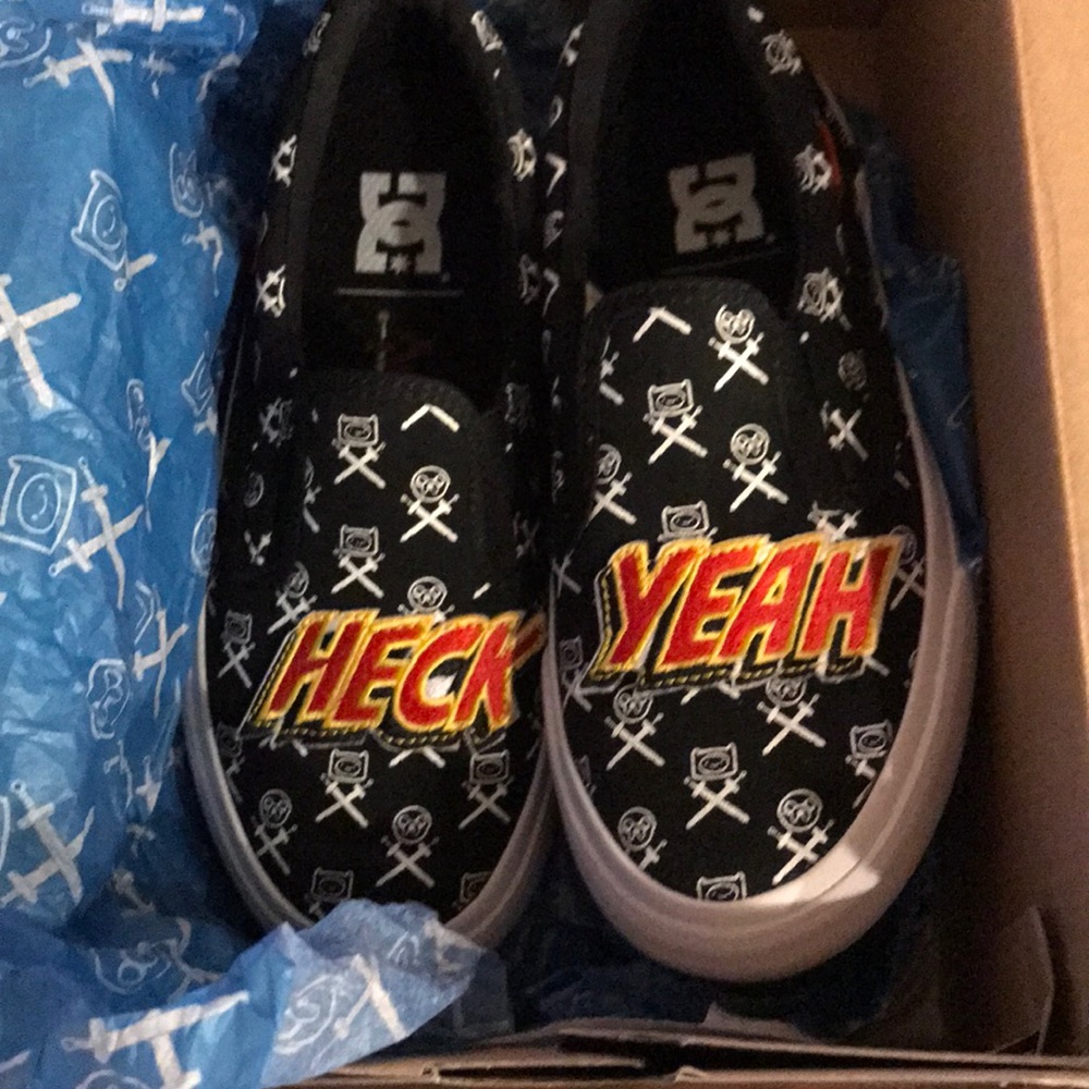 DC shoes Size 1 boys - Adventure Time theme